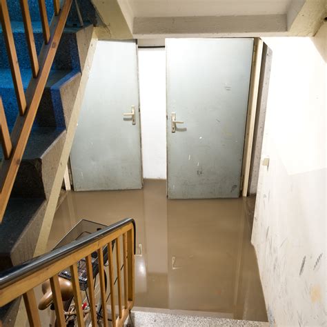 how to fix basement flooding from heavy rain